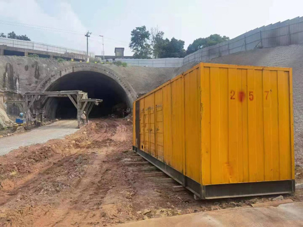 幸福路街道发电机出租自启装置的工作原理是什么?